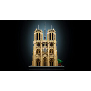 LEGO Architecture Notre-Dame de Paris Set 21061 - Image 4