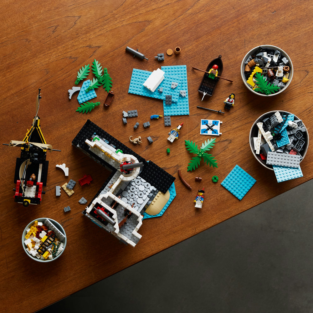 LEGO Icons Eldorado Fortress Pirates Set 10320 - Image 7