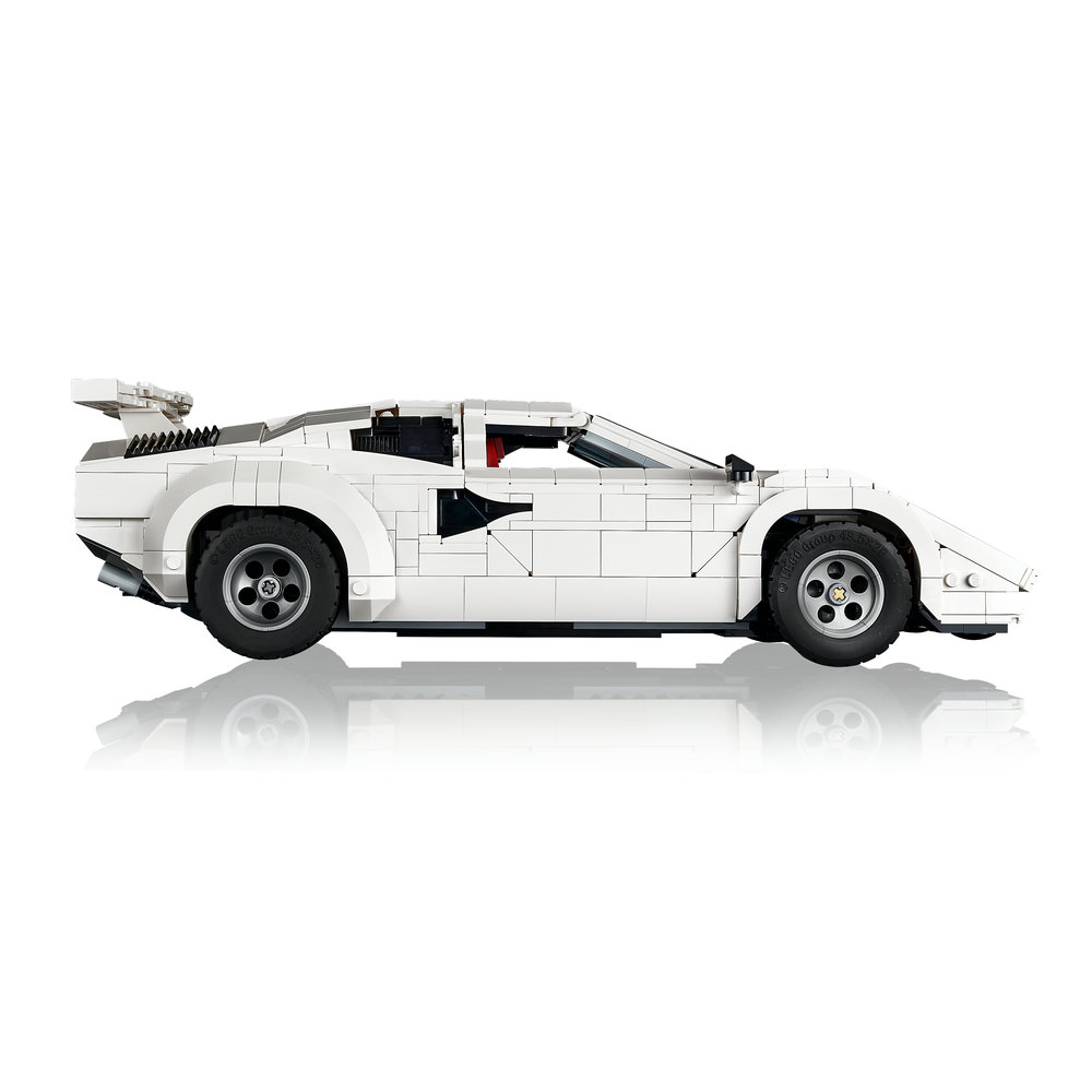 LEGO Icons Lamborghini Countach 5000 Quattrovalvole 10337 - Image 6