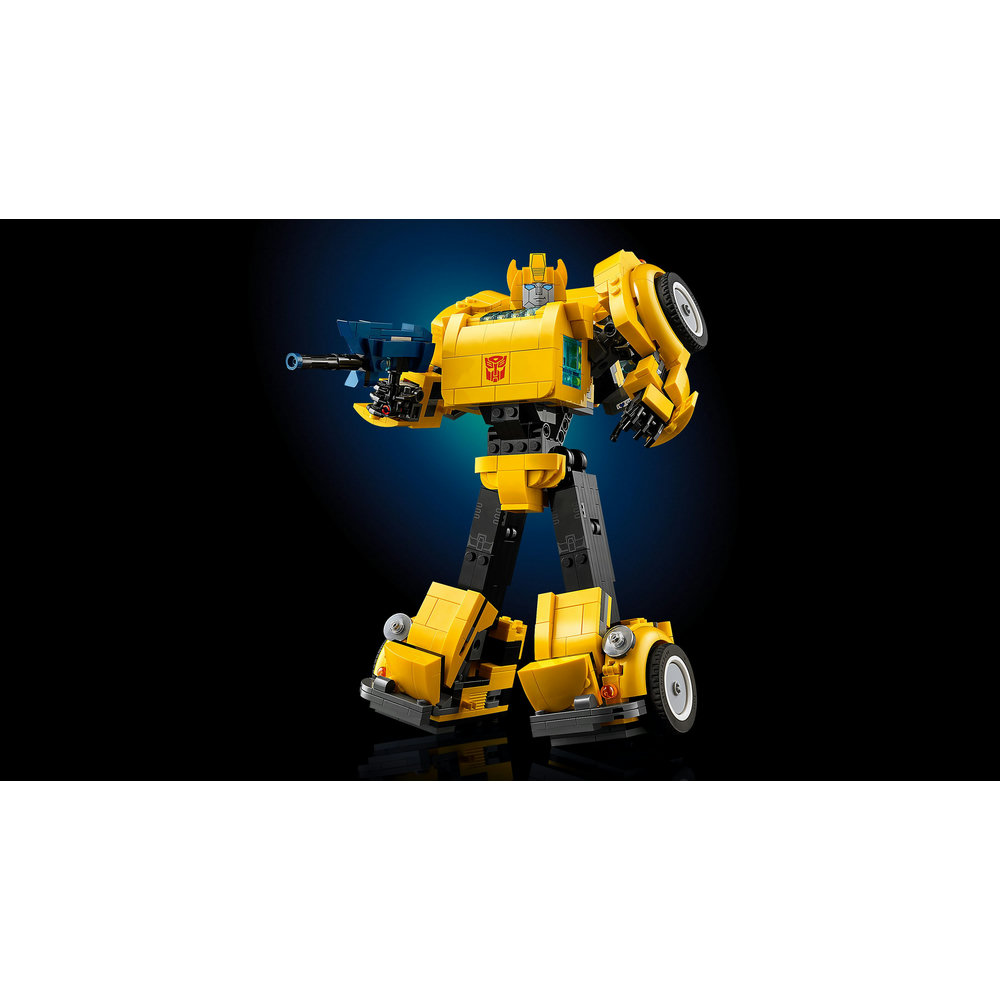 LEGO Icons Transformers Bumblebee Model Set 10338 - Image 3