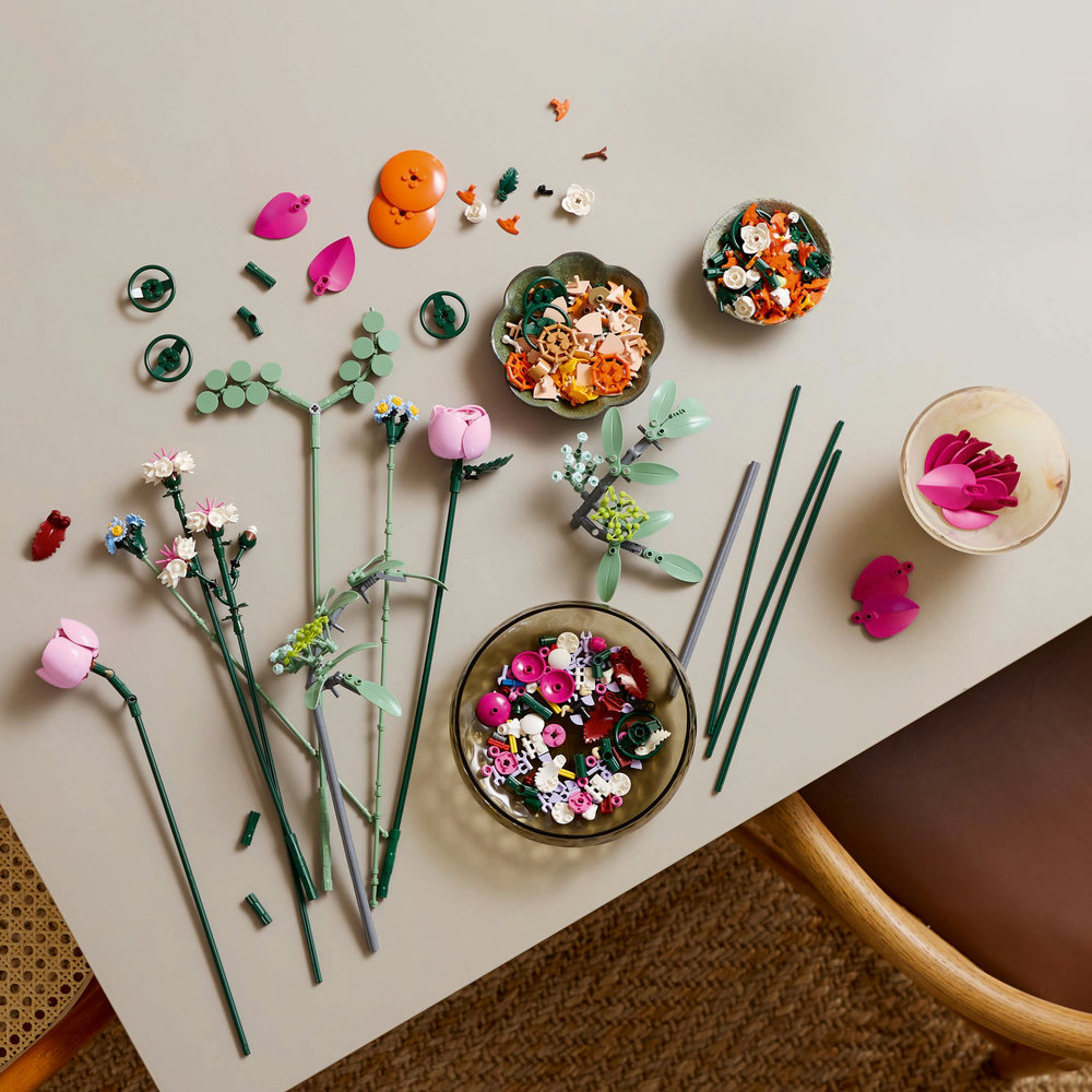 LEGO Botanicals Pretty Pink Flower Bouquet Floral Decor 10342 - Image 7