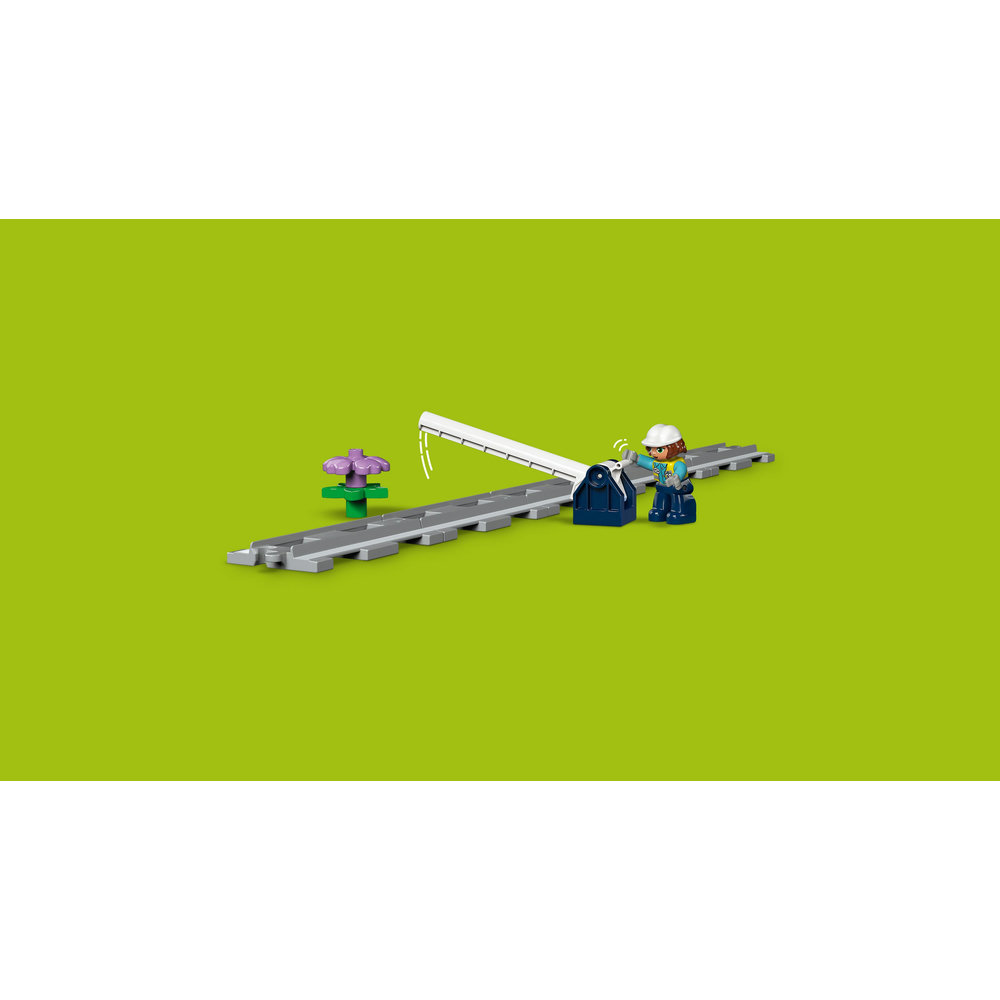 LEGO DUPLO Town Train Bridge and Tracks Expansion Set 10426 - Image 4