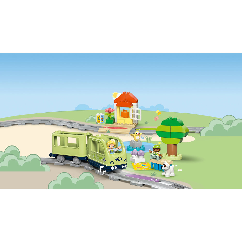 LEGO DUPLO Town Interactive Adventure Train Set 10427 - Image 3