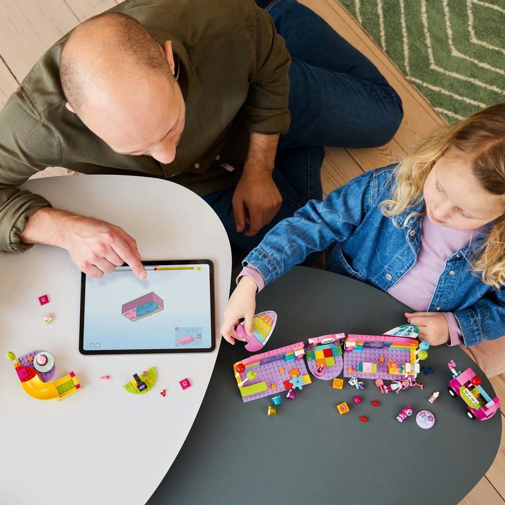 LEGO 4+ Gabby’s Dollhouse Gabby’s Party Room Playset 10797 - Image 7