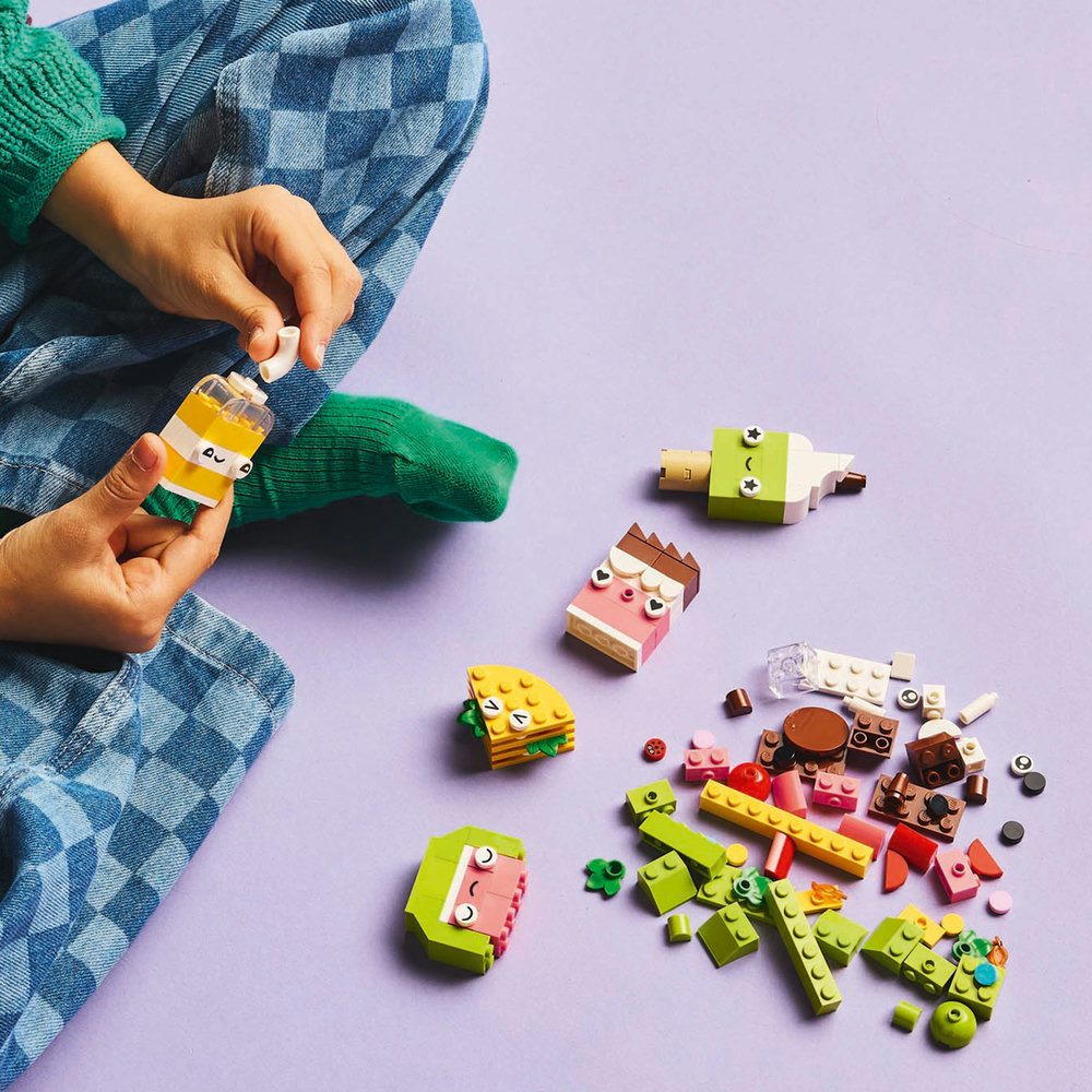 LEGO Classic Creative Food Friends Imaginative Pretend-Play Toy 11039 - Image 10