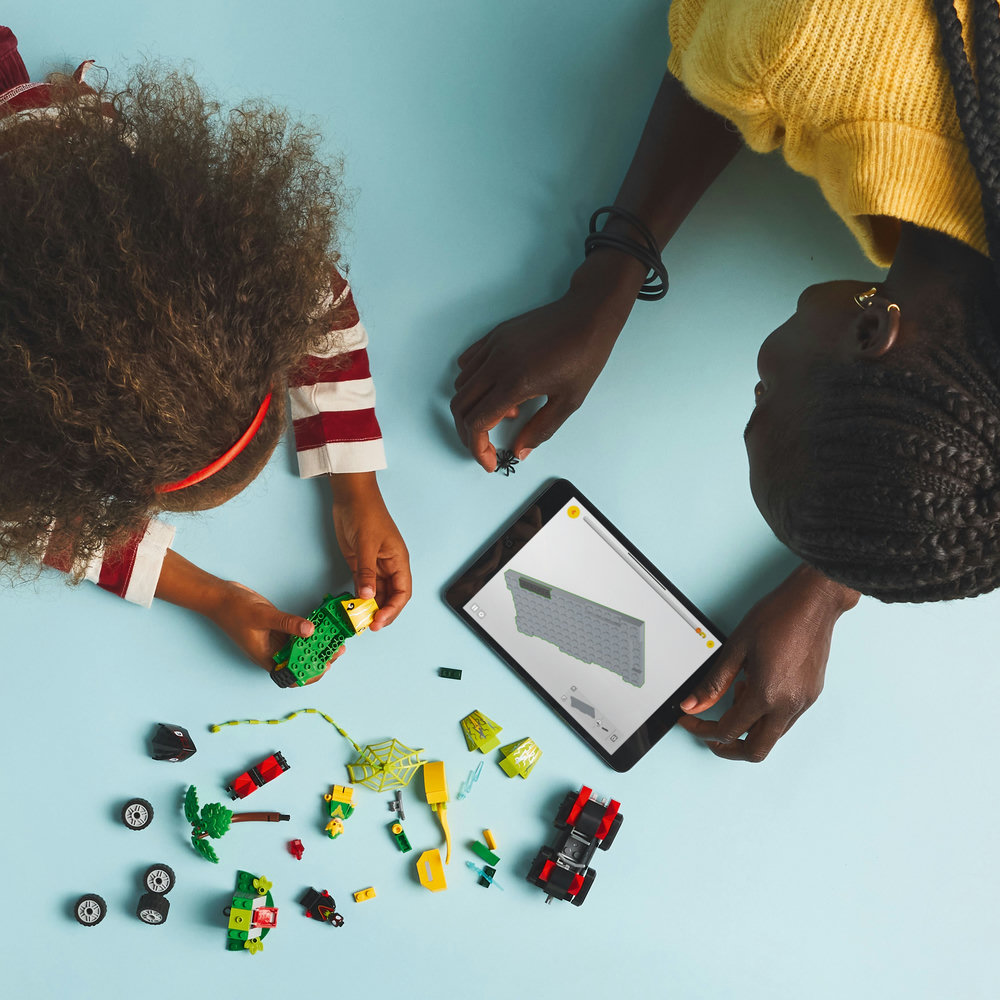 LEGO Marvel Spidey And His Amazing Friends Spin and Electro Dinosaur Vehicle Chase 11198 - Image 7