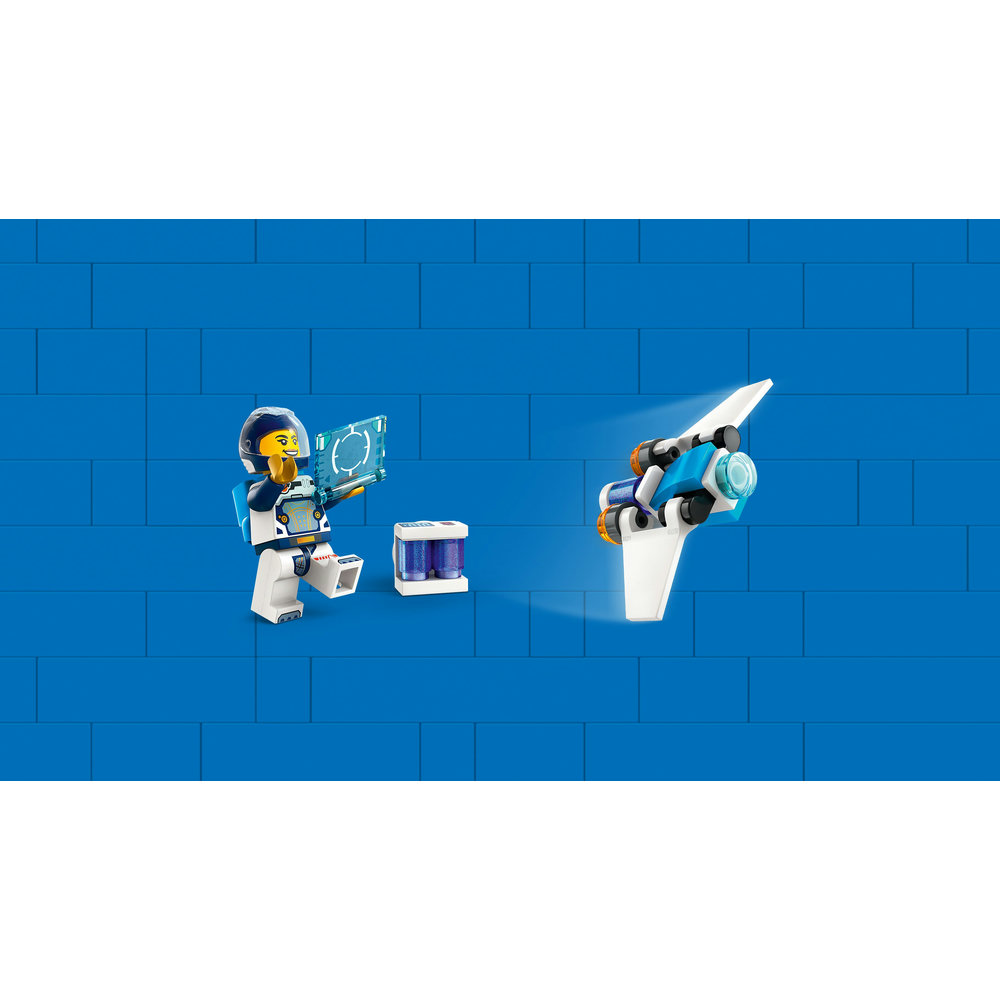 LEGO City Interstellar Spaceship Toy Playset 60430 - Image 6