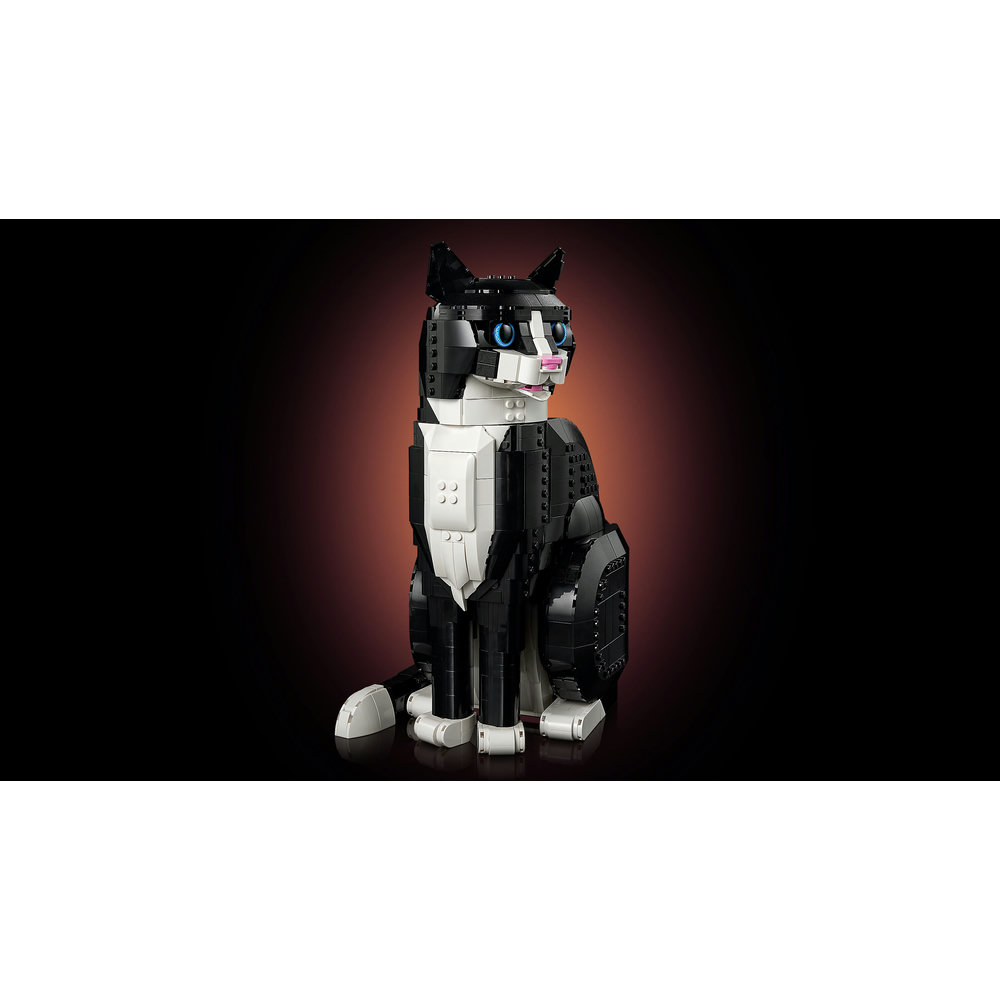 LEGO Ideas Tuxedo Cat, Gift Idea for Animal-Lovers 21349 - Image 4
