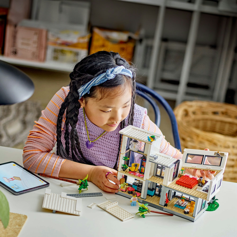 LEGO Creator 3in1 Modern House Toy Playset for Kids 31153 - Image 7