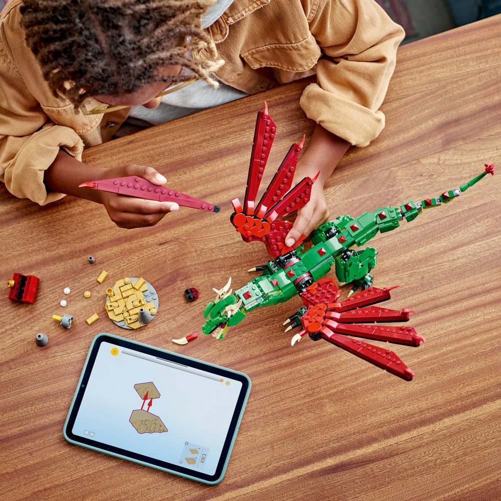 LEGO Creator 3in1 Medieval Dragon Creature Toy Playset 31161 - Image 7