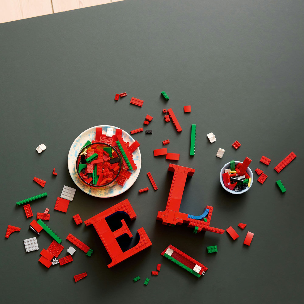 LEGO Art LOVE, Gift for Couples and Home Decor Idea 31214 - Image 7