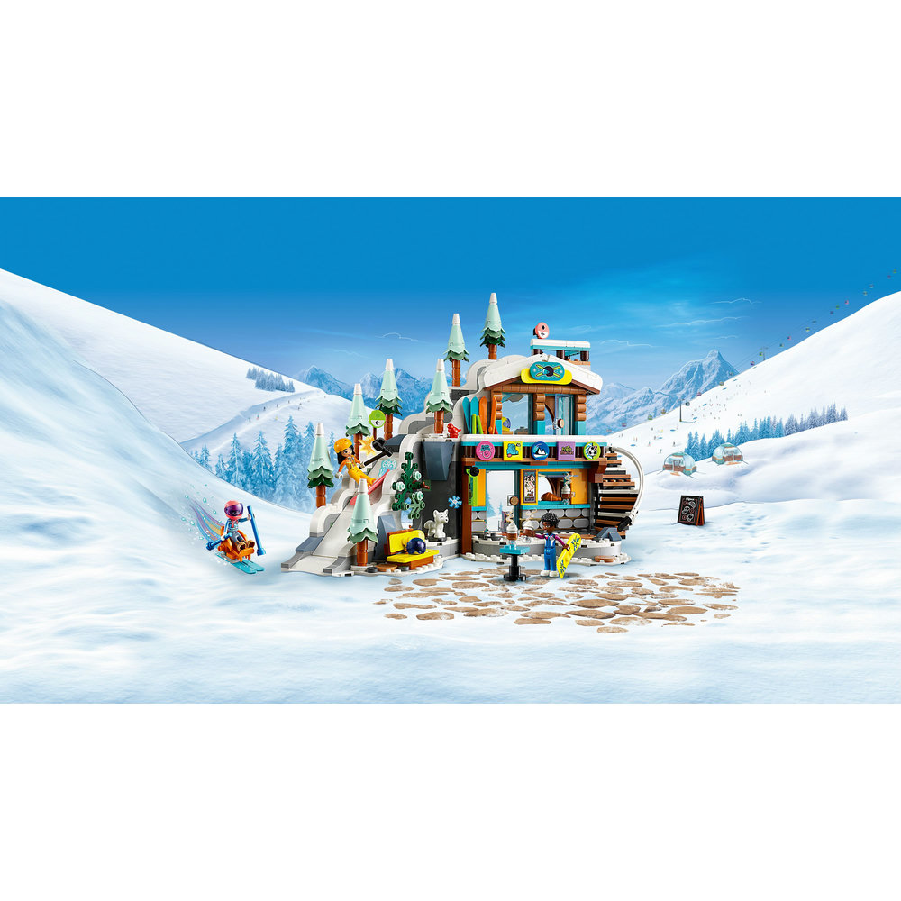 LEGO Friends Holiday Ski Slope and Café 41756 Building Toy Set (980 Pieces) - Image 3
