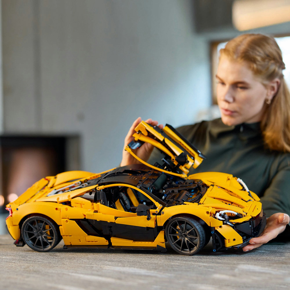 LEGO Technic McLaren P1 Car Set for Adults 42172 - Image 5