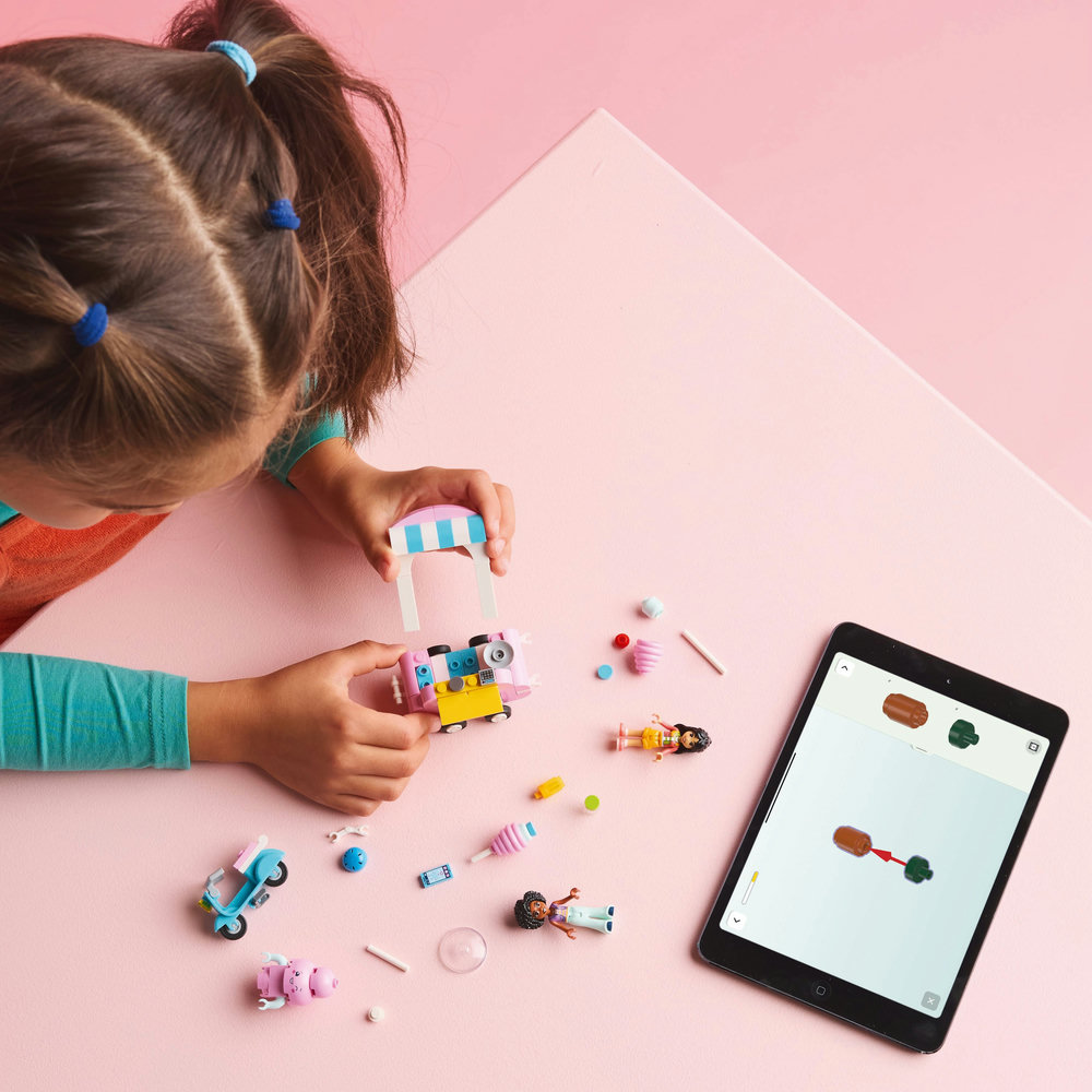 LEGO Friends Candyfloss Stand and Scooter Toy Pretend-Play Set 42643 - Image 7