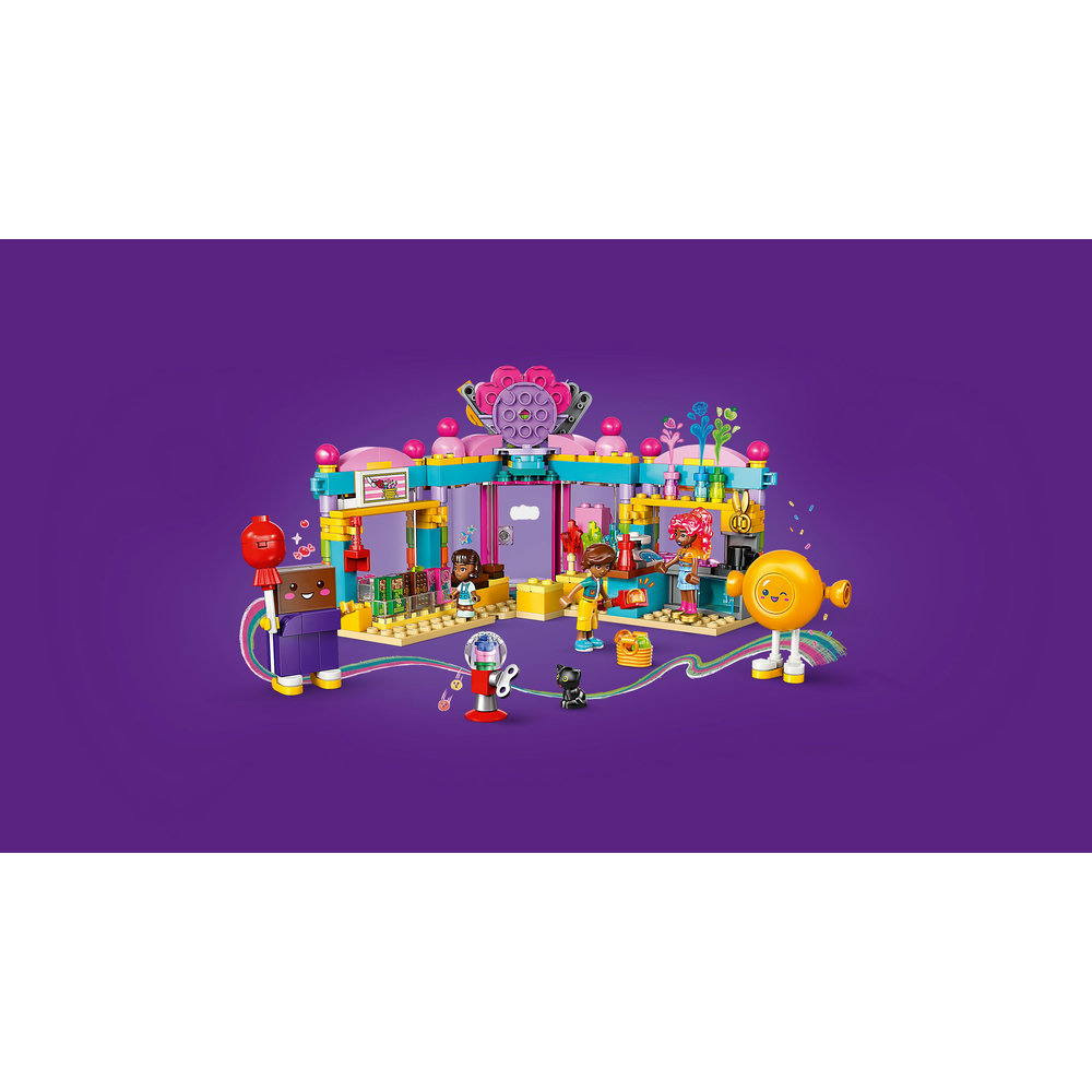LEGO Friends Heartlake City Sweet Shop Pretend-Play Set, Role-Play Toy 42649 - Image 4