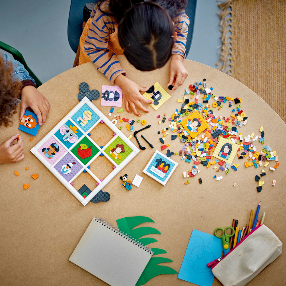 LEGO Disney 100 Years of Disney Animation Icons 43221 Building Toy Set (1,022 Pcs) - Image 3