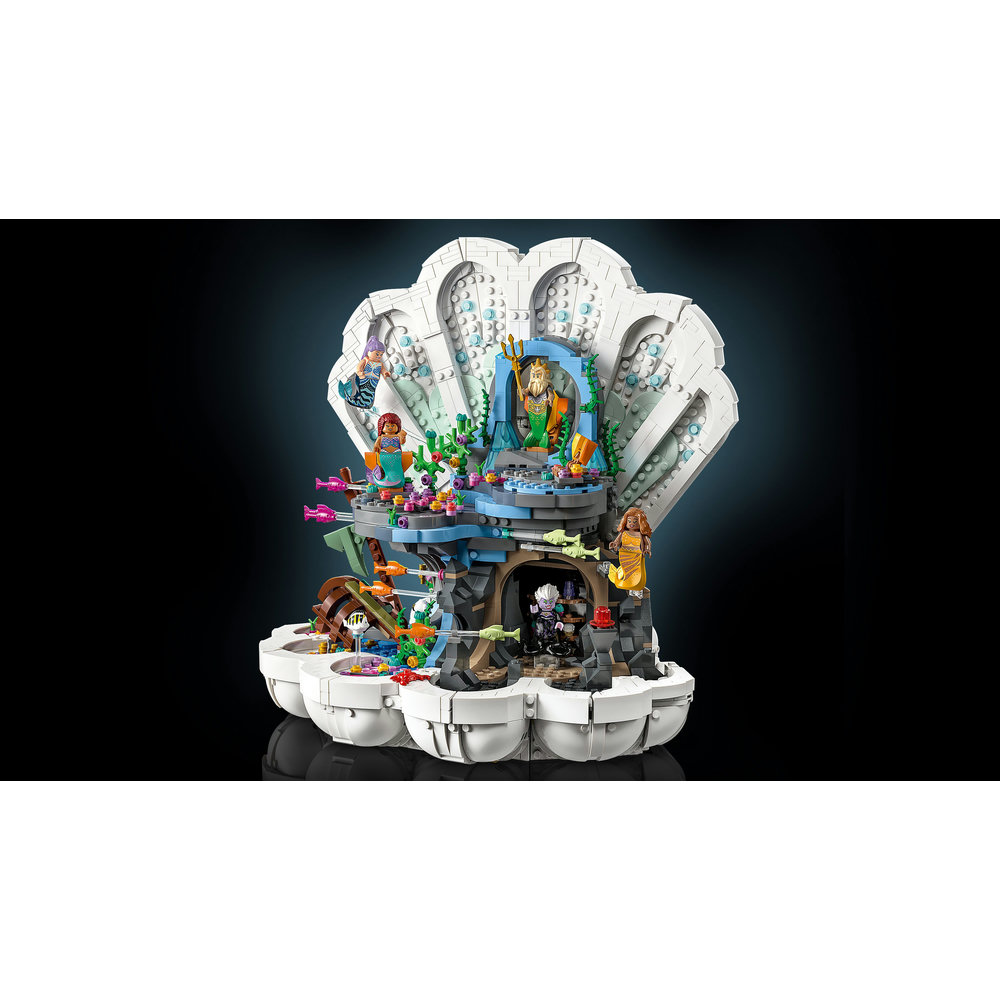 LEGO Disney The Little Mermaid Royal Clam Shell 43225 Building Set (1,808 Pieces) - Image 4
