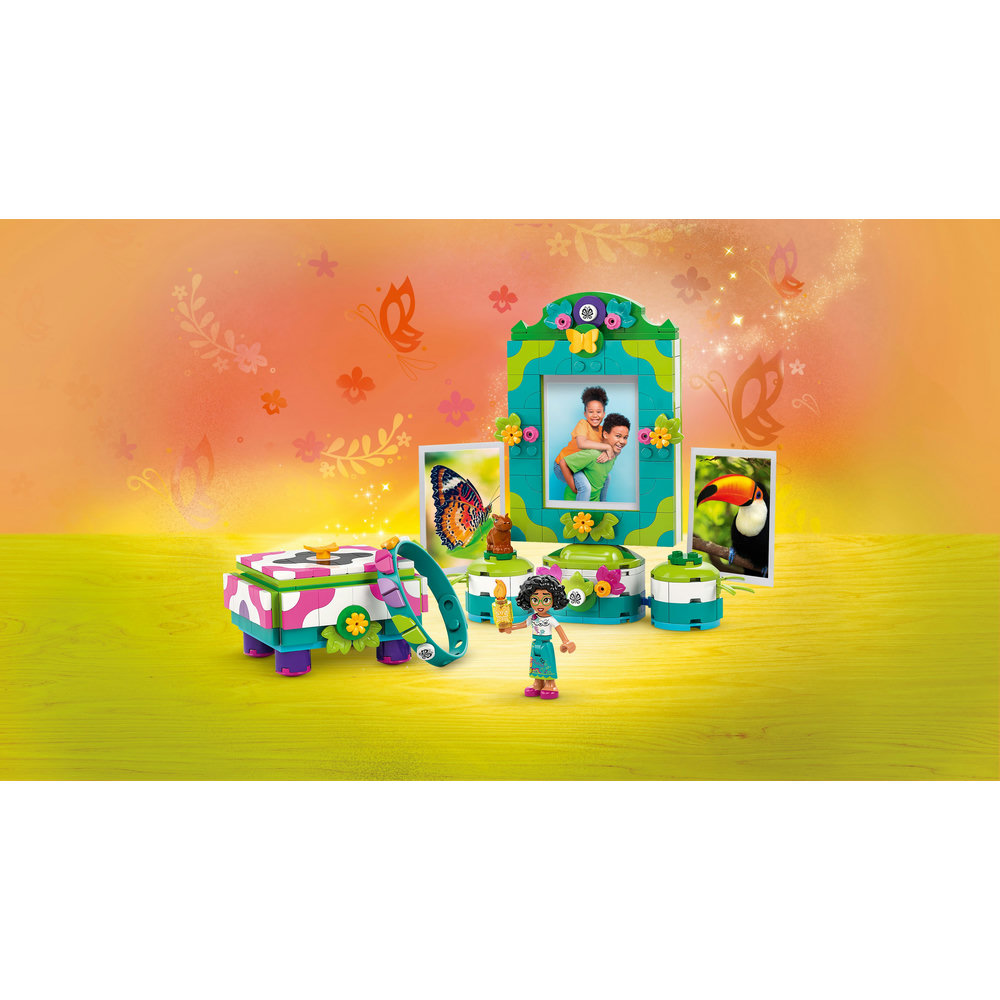 LEGO Disney Encanto Mirabel’s Photo Frame and Jewellery Box 43239 - Image 3