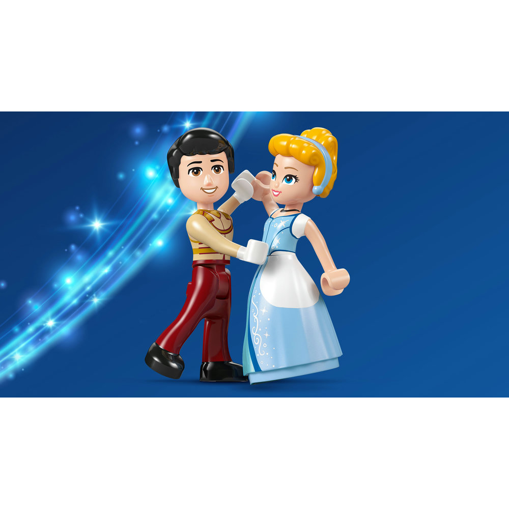 LEGO Disney Princess Cinderella’s Castle & Horse Carriage Building Set 43275 - Image 6