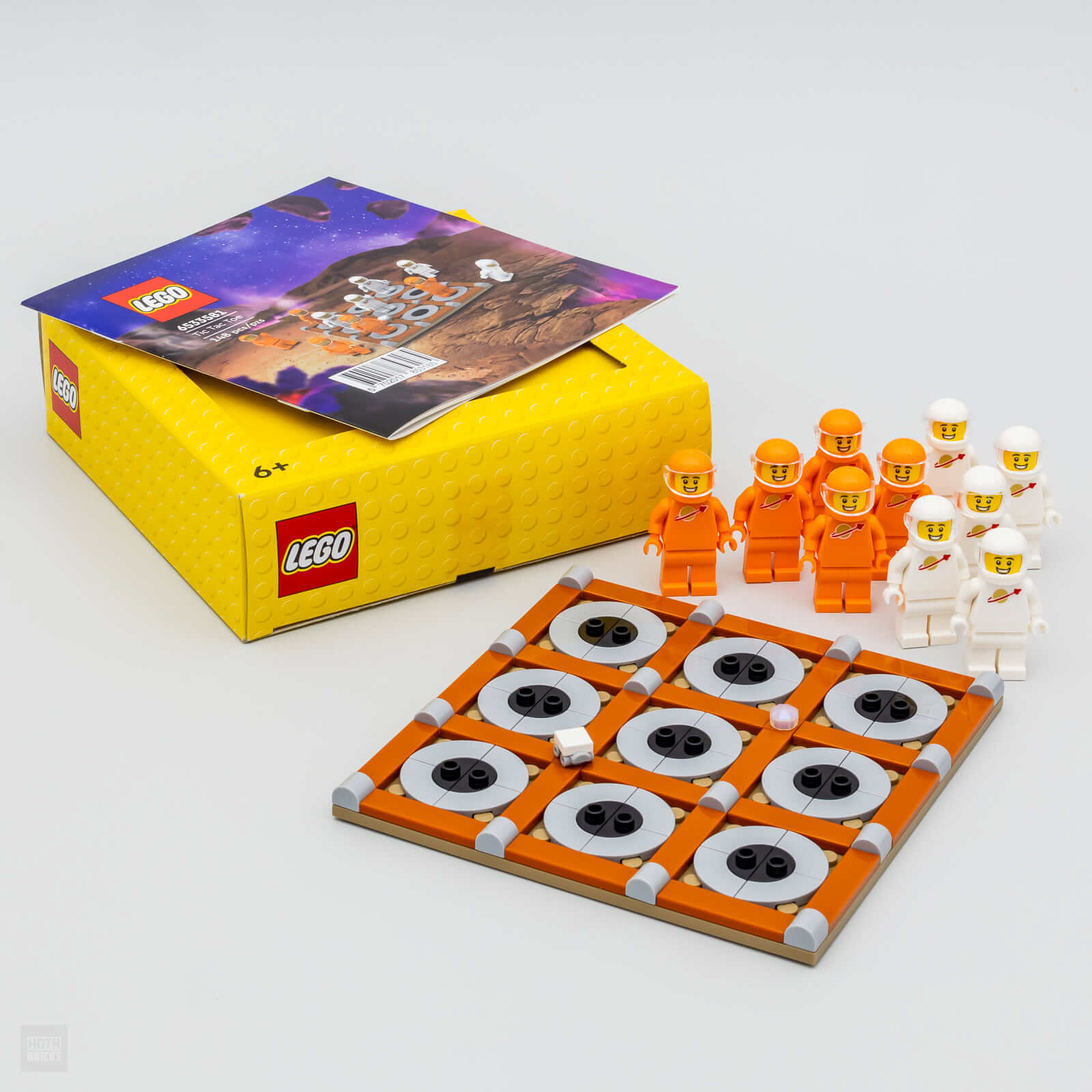 LEGO Space Tic Tac Toe Promotional Set 5008897 - Image 4