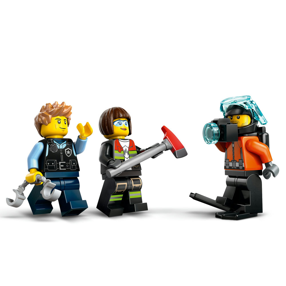 LEGO City Helicopter, Fire Engine & Submarine Remix Toy Building Set 60462 - Image 11