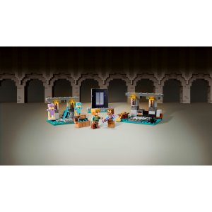 LEGO Minecraft The Armoury Building Adventure Set 21252 (203 Pieces) - Image 4