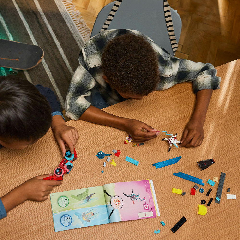 LEGO DREAMZzz Cooper’s Gaming Controller Jet Video Game Toy Fantasy Gift 71489 - Image 7