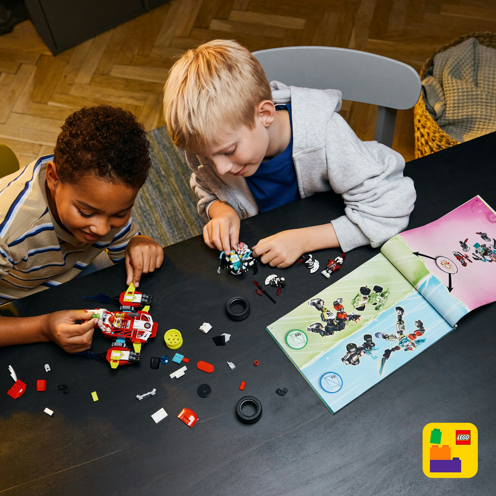 LEGO DREAMZzz Cooper’s Tiger Mech & Zero’s Hot Rod Car Toy 71497 - Image 11