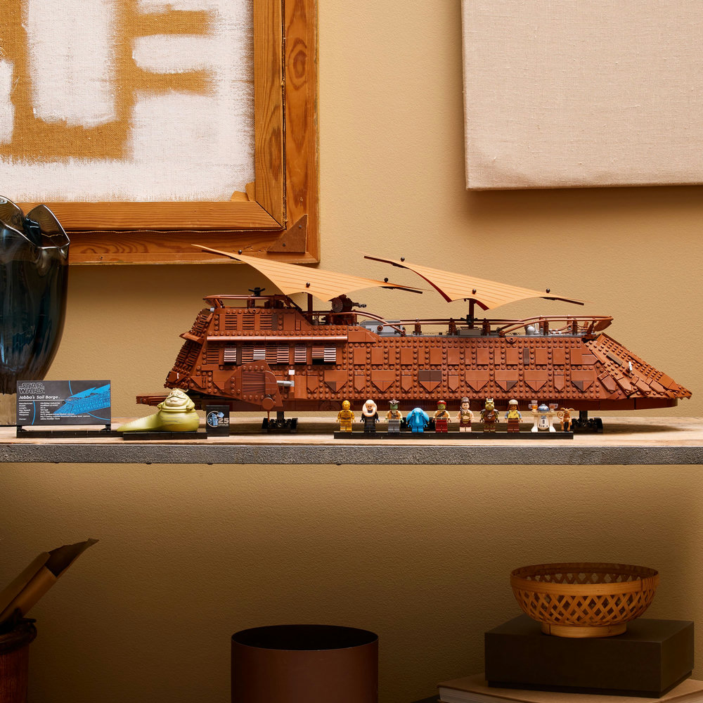 LEGO Star Wars Jabba’s Sail Barge Display Set 75397 - Image 11