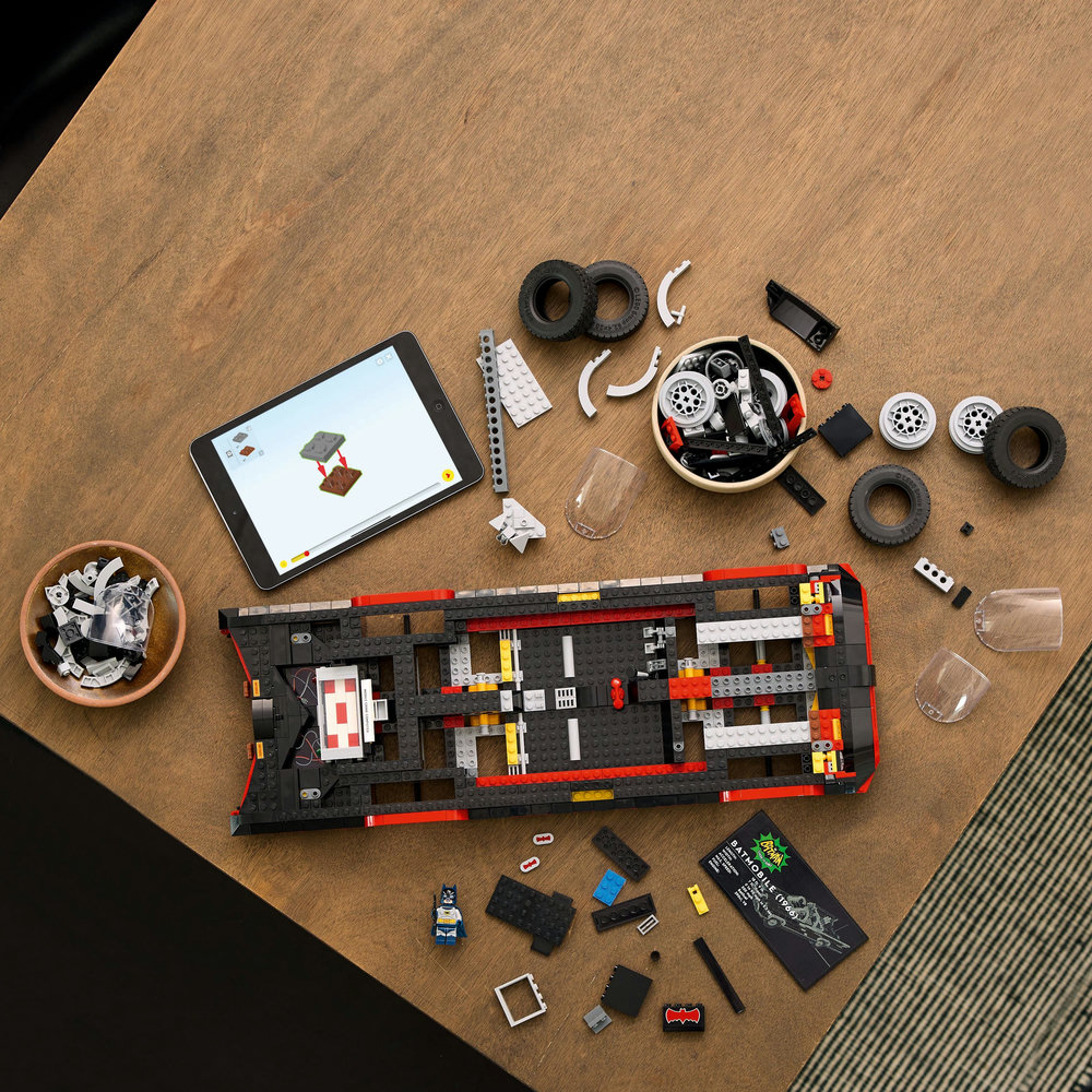 LEGO DC Batman: The Classic TV Series Batmobile 76328 - Image 7