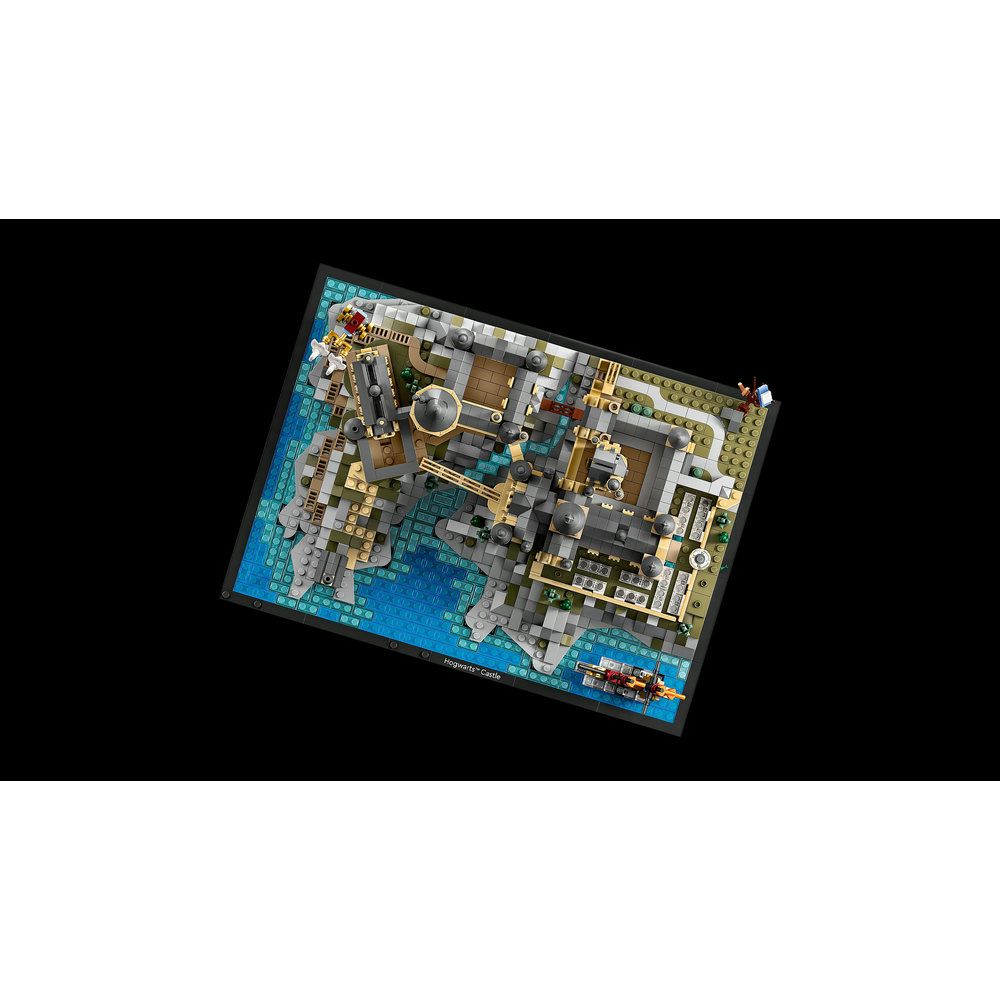 LEGO Harry Potter Hogwarts Castle and Grounds 76419 Building Set (2,660 Pieces) - Image 3