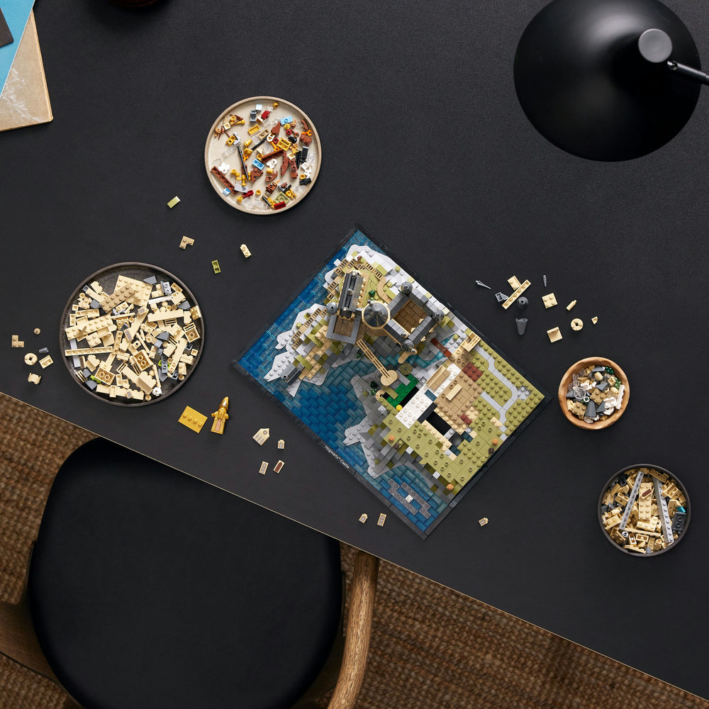 LEGO Harry Potter Hogwarts Castle and Grounds 76419 Building Set (2,660 Pieces) - Image 6