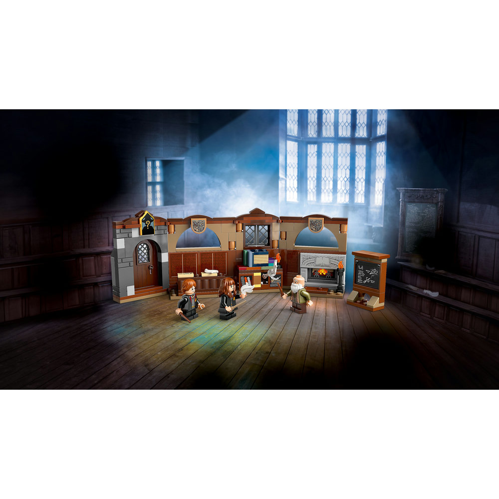 LEGO Harry Potter Hogwarts Castle: Charms Class, Wizard Toy for Kids 76442 - Image 4