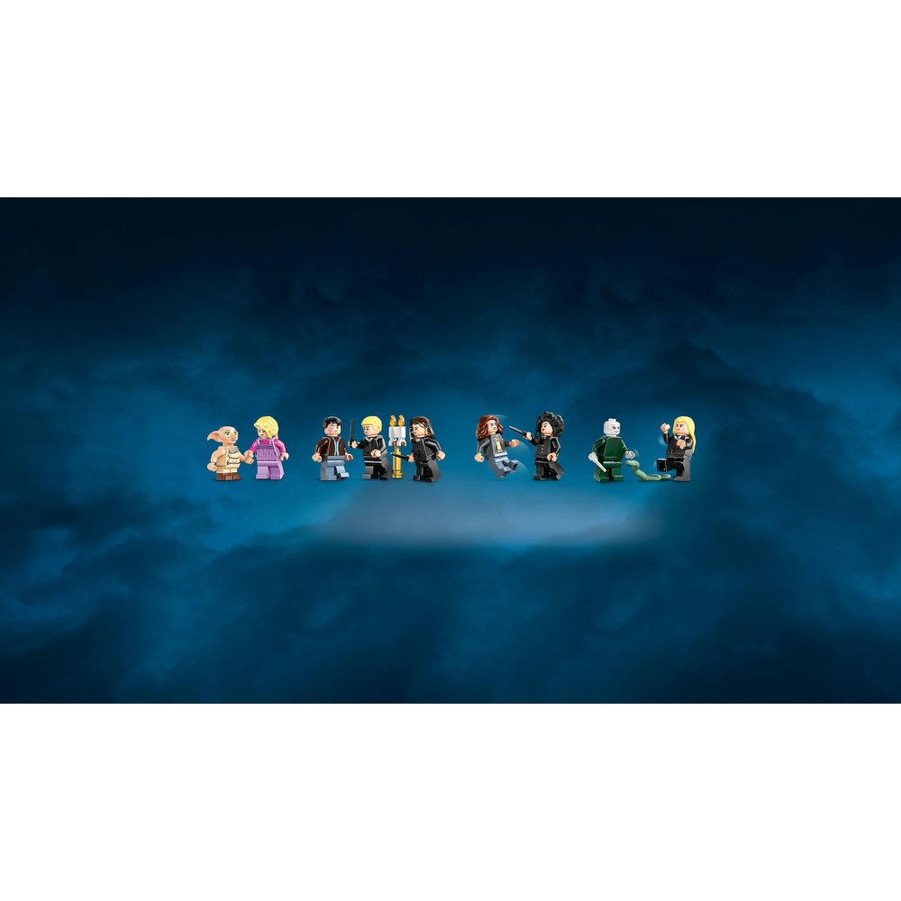 LEGO Harry Potter Malfoy Manor, Wizard Toy Building Set 76453 - Image 6