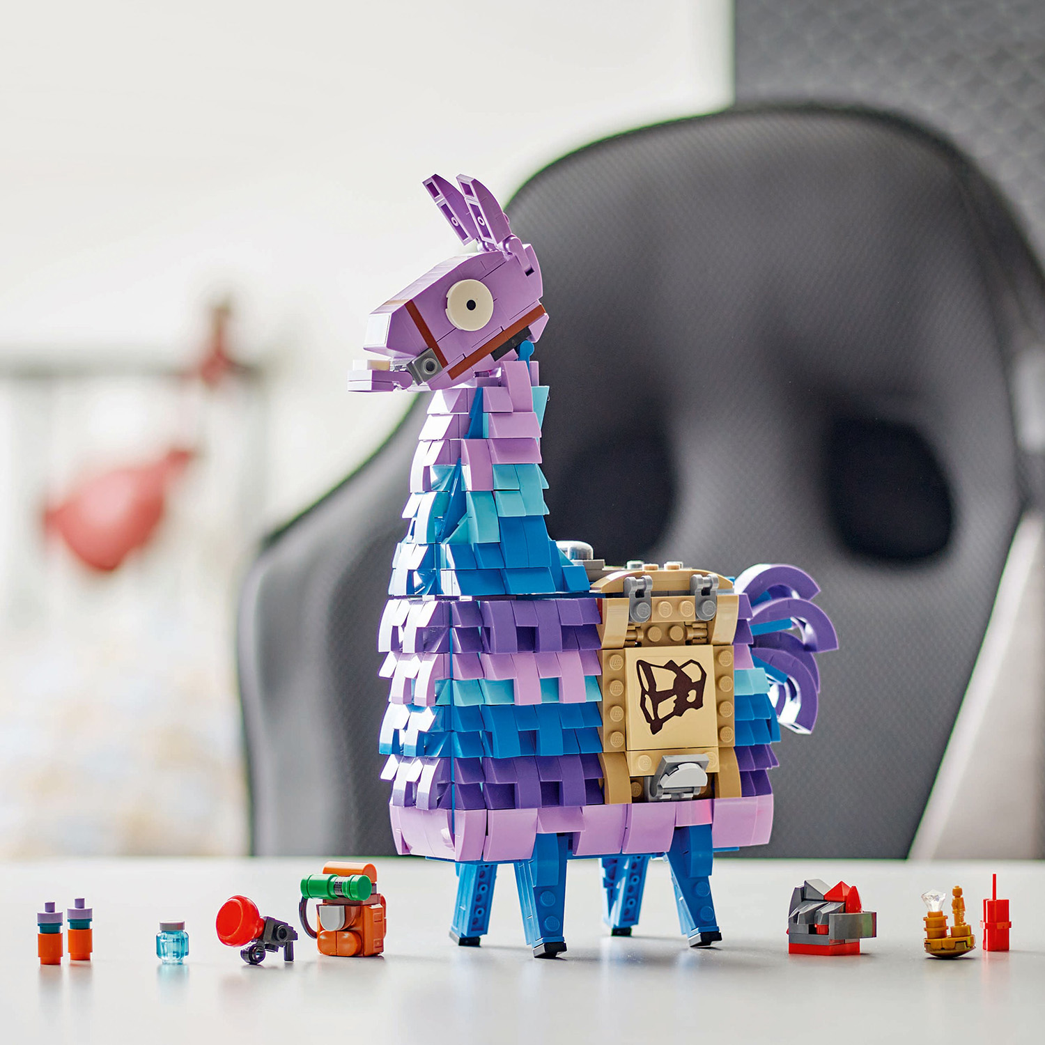 LEGO Fortnite Supply Llama Set 77071 - Image 3