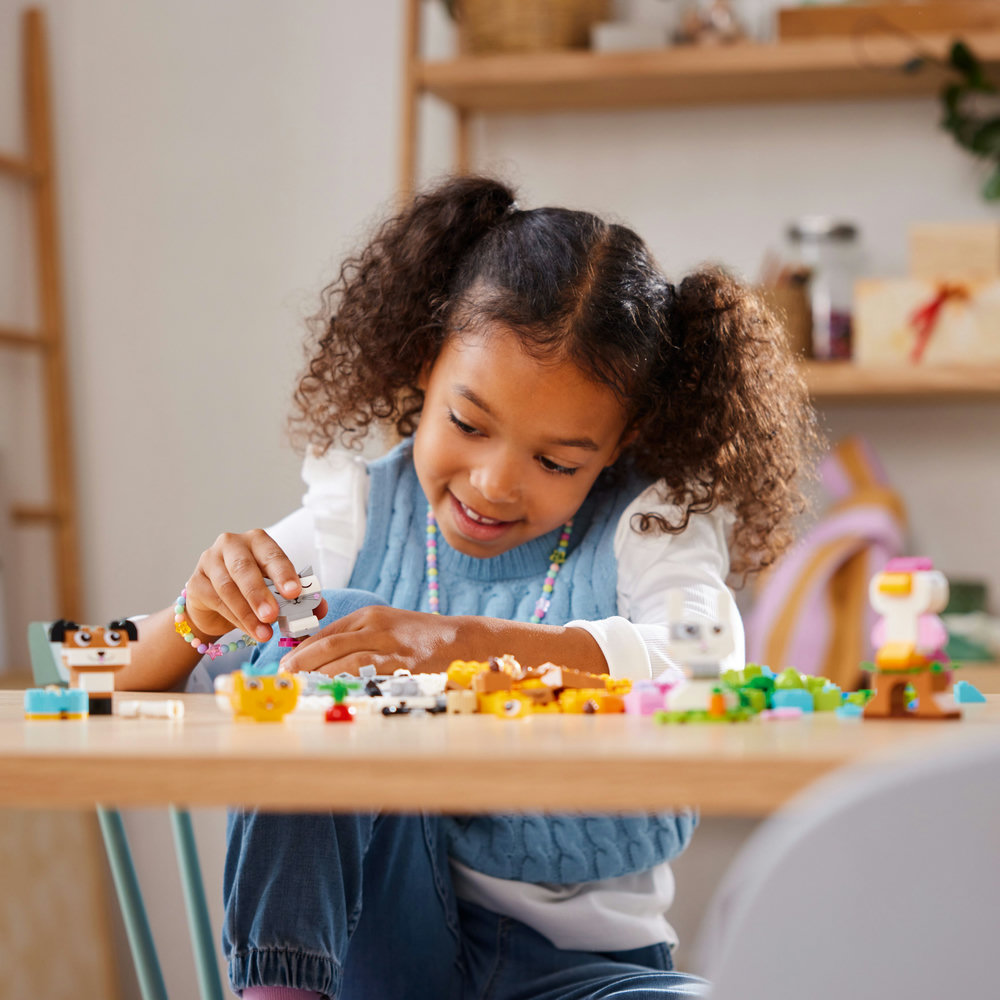 LEGO Classic Creative Pets Buildable Animal Toy 11034 - Image 7