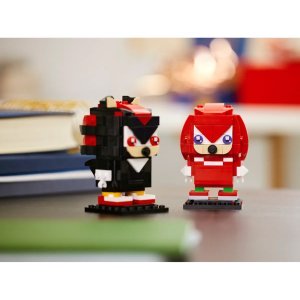 LEGO Brickheadz Sonic the Hedgehog Knuckles and Shadow Set 40672 - Image 3