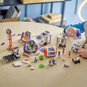 LEGO Friends Mars Space Base and Rocket Toy 42605 - Image 7