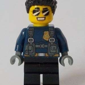 LEGO City Duke Detain Policeman Minifigure from 60246 - Image 1