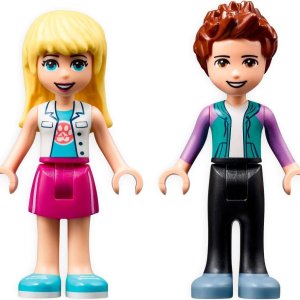 LEGO Friends Pet Clinic Ambulance Set 41694 - Image 4