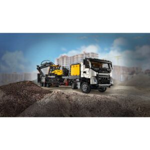 LEGO Technic Volvo FMX Truck & EC230 Electric Excavator 42175 - Image 3