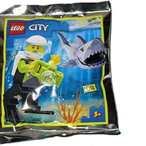 LEGO City Scuba Diver and Shark Minifigure Foil Pack Set 952019 - Image 1
