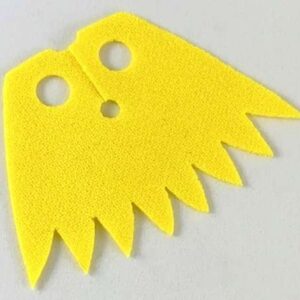 LEGO Minifigure Yellow Cape Cloth, 8 Points Short - Spongy Fabric - Image 1