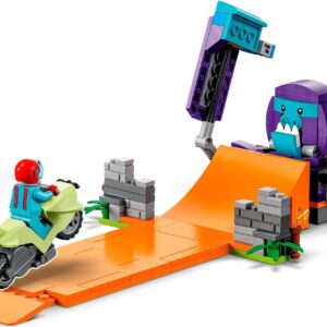 LEGO City Stuntz Smashing Chimpanzee Stunt Loop Set 60338 - Image 3
