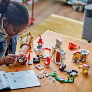 LEGO Super Mario Battle with Roy at Peach’s Castle 71435 - Image 7