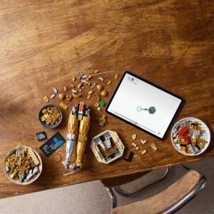 LEGO Star Wars C-3PO Buildable Droid Figure 75398 - Image 7