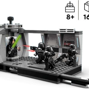 LEGO Star Wars Dark Trooper Attack Set 75324 - Image 3