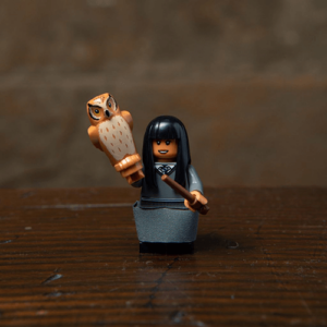 LEGO Harry Potter Series 1 - Cho Chang Minifigure (07/22) 71022 - Image 1