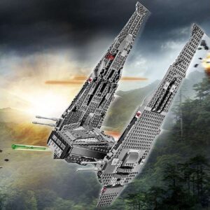 LEGO 75104 Star Wars Kylo Ren's Command Shuttle - Image 12