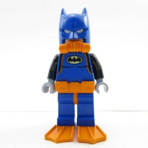 LEGO Batman Movie Scu-Batsuit Batman Scuba Batsuit Minifigure from 70909 - Image 1